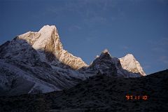 20 Dingboche - Taweche East Face And Cholatse In Early Morning Sun.jpg